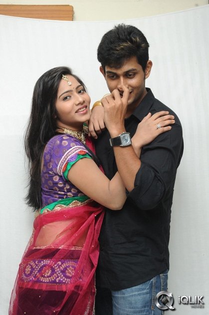 Tholi-Sandhya-Velalo-Movie-Trailer-Launch